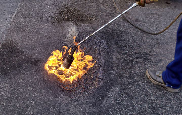 Llanfihangel Yn Nhowyn flat roofing repairs